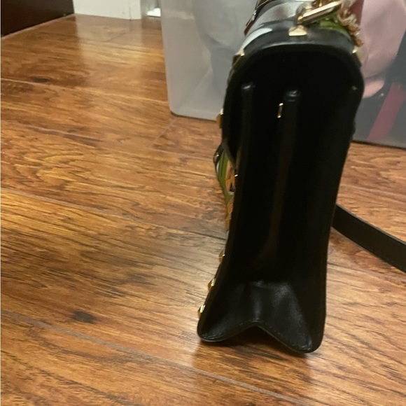 Micheal Kors 🦋 & studs leather bag - Picture 4 of 5